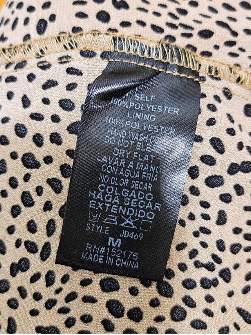 Reset by Jane Cheetah Print Wrap Blouse (M) - Picture 5 of 6